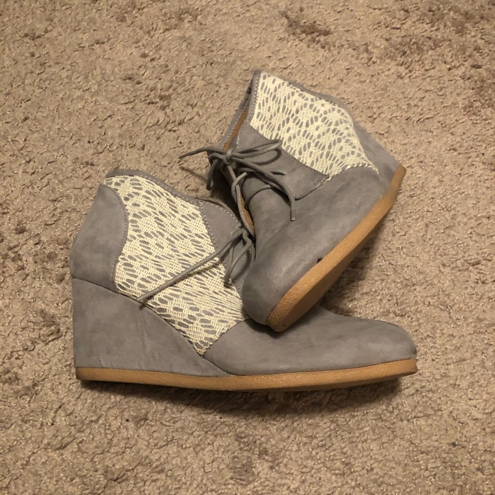 Maurice’s wedges